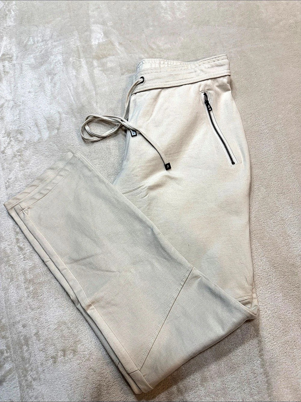 LIVIN CRAFTS Men's Cargo Pants Beige Size Medium Like New